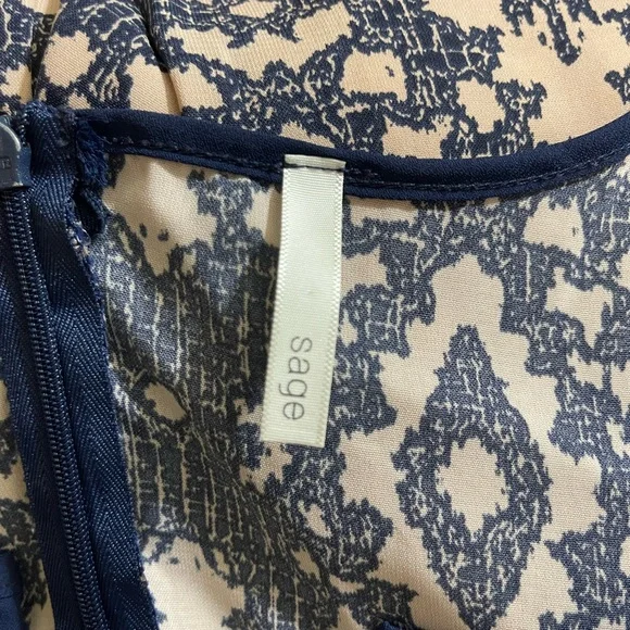 Sage Tunic Dress Size M - Picture 7 of 7